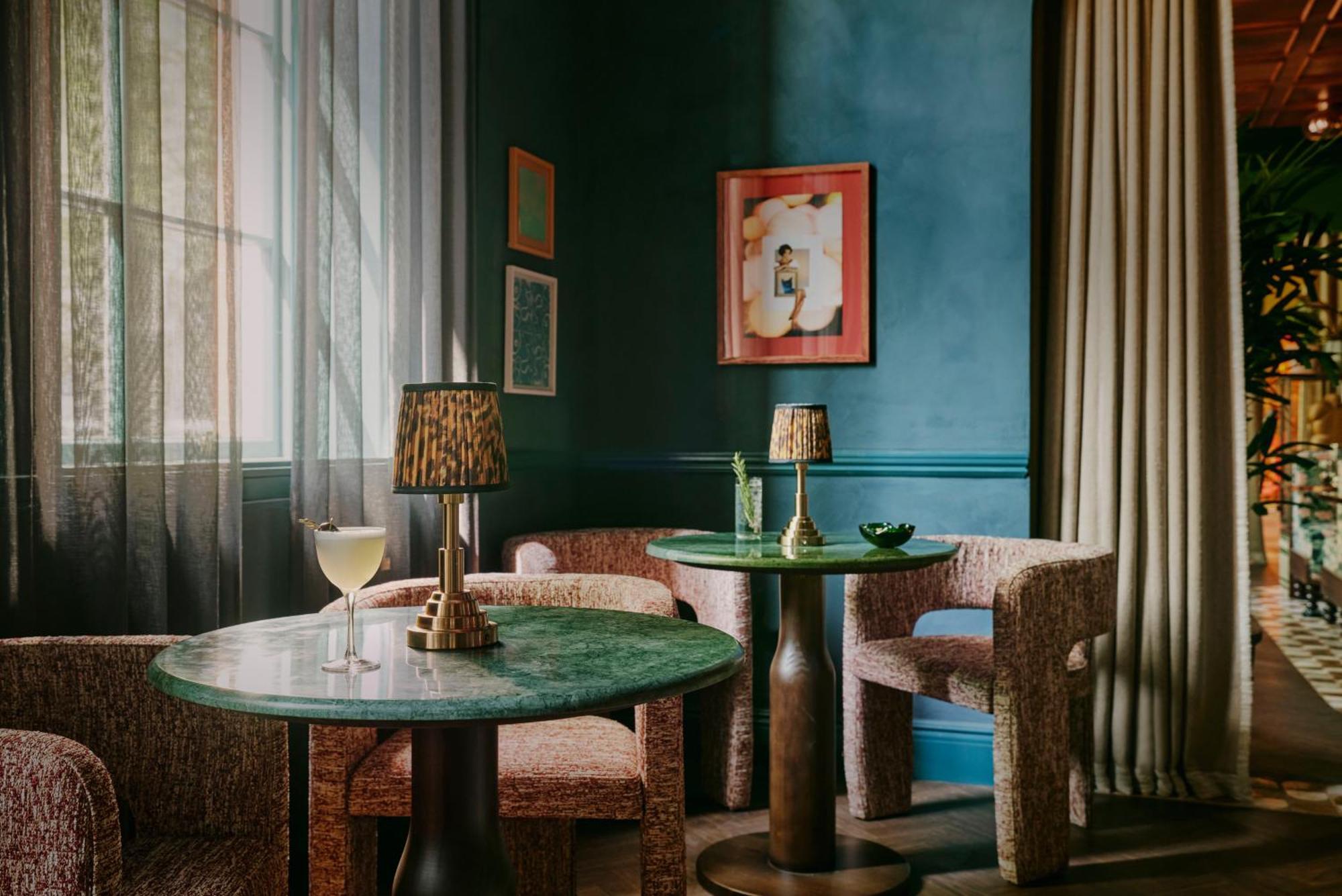 Hotel Ember Locke Kensington Londra Esterno foto